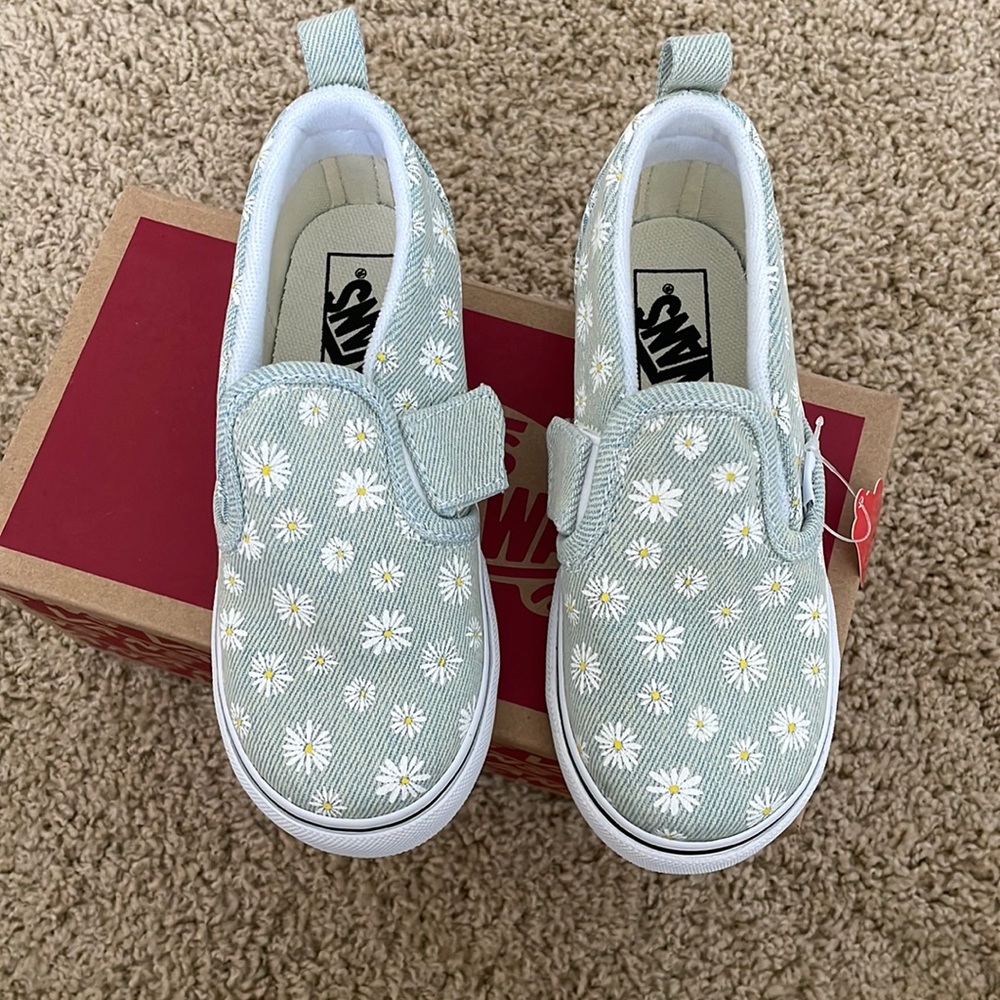 Brand new denim daisy toddler vans